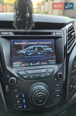 Универсал Hyundai i40 2011 в 