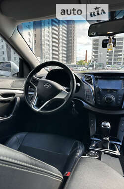 Седан Hyundai i40 2013 в Харкові