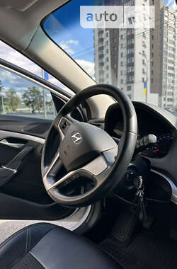 Седан Hyundai i40 2013 в Харкові