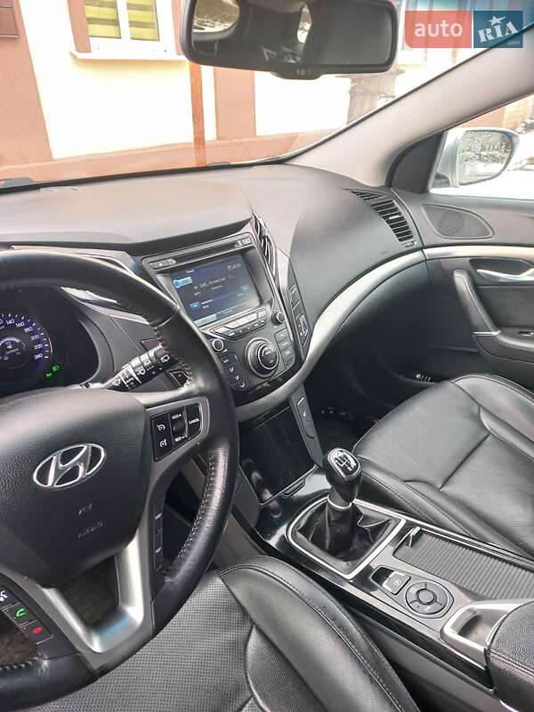 Универсал Hyundai i40 2012 в Ковеле