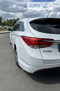 Универсал Hyundai i40 2014 в Киеве