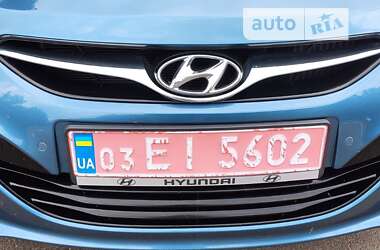 Универсал Hyundai i40 2012 в Ровно