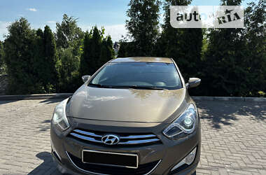 Hyundai i40 2011