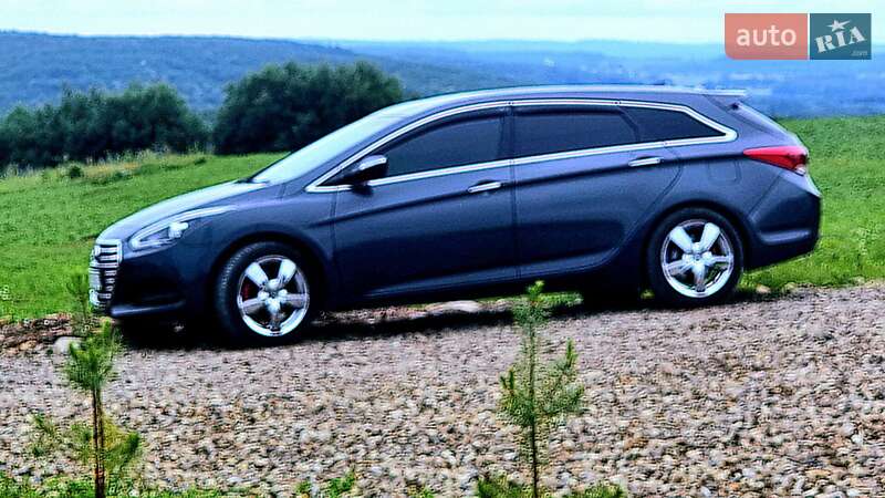 Универсал Hyundai i40 2015 в Черновцах