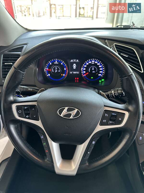 Універсал Hyundai i40 2017 в Одесі