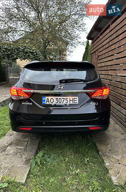 Универсал Hyundai i40 2011 в 
