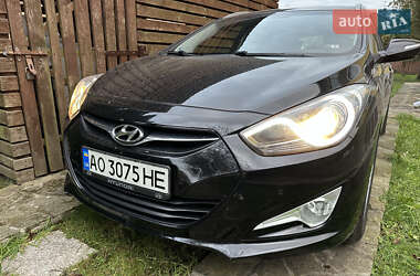 Hyundai i40 2011