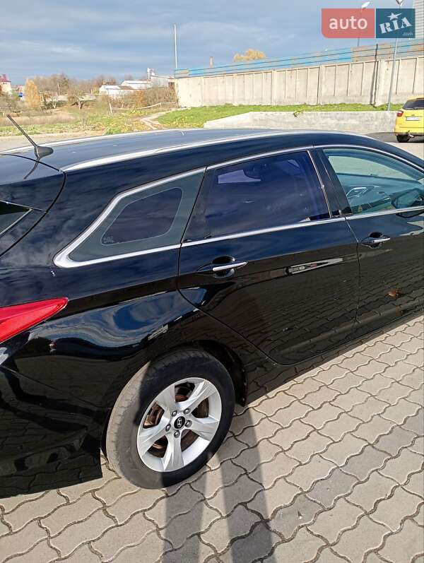 Универсал Hyundai i40 2012 в Шептицькому