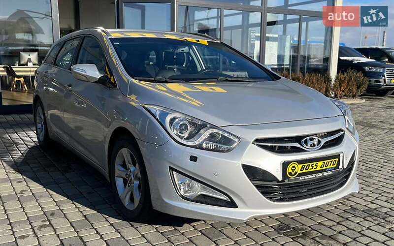 Універсал Hyundai i40 2012 в Мукачевому