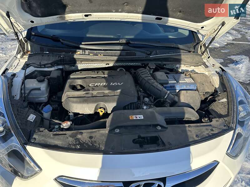 Універсал Hyundai i40 2011 в Нововолинську