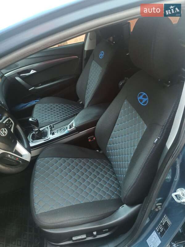 Седан Hyundai i40 2012 в Ивано-Франковске