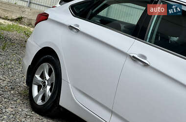 Седан Hyundai i40 2013 в 