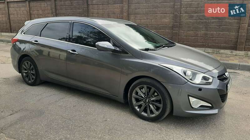 Универсал Hyundai i40 2012 в Запорожье