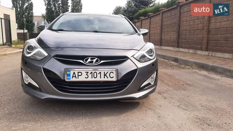 Универсал Hyundai i40 2012 в 
