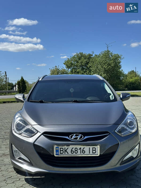 Универсал Hyundai i40 2014 в Дубно