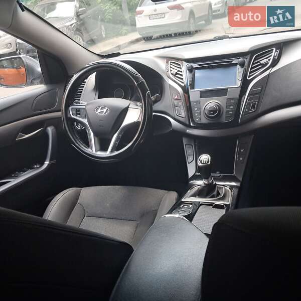 Седан Hyundai i40 2014 в Києві