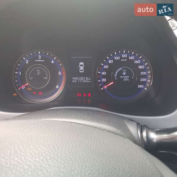 Седан Hyundai i40 2014 в Києві