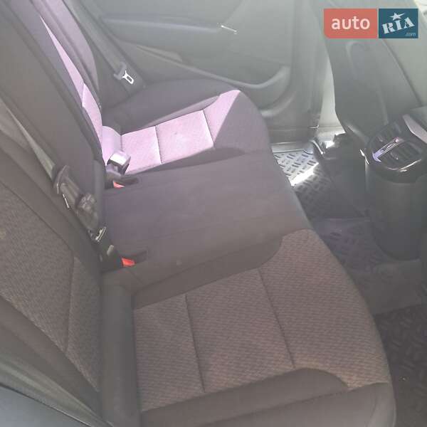 Седан Hyundai i40 2014 в Києві