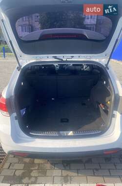 Универсал Hyundai i40 2012 в 