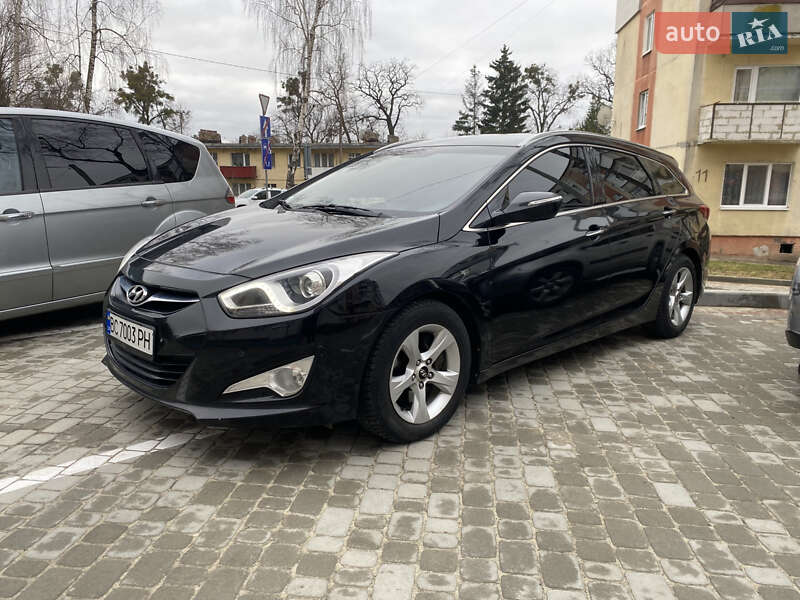 Универсал Hyundai i40 2013 в Львове