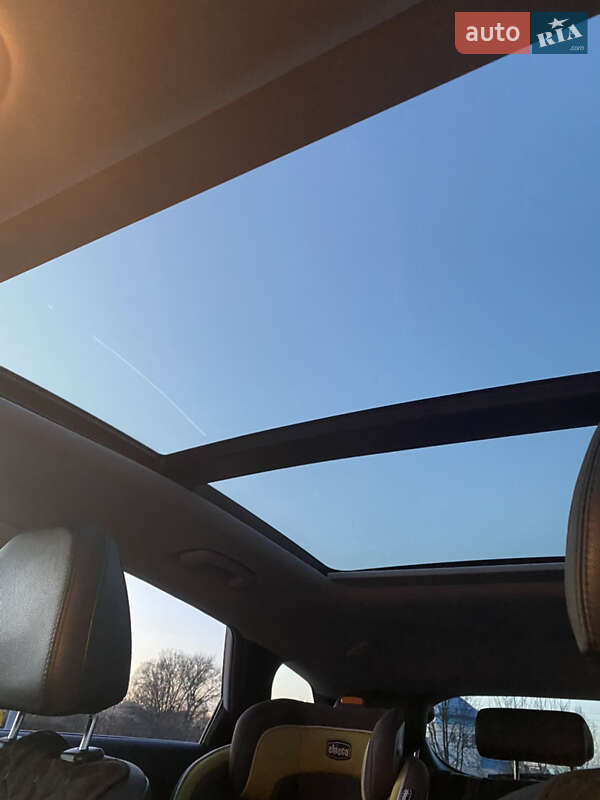 Универсал Hyundai i40 2015 в Вараше