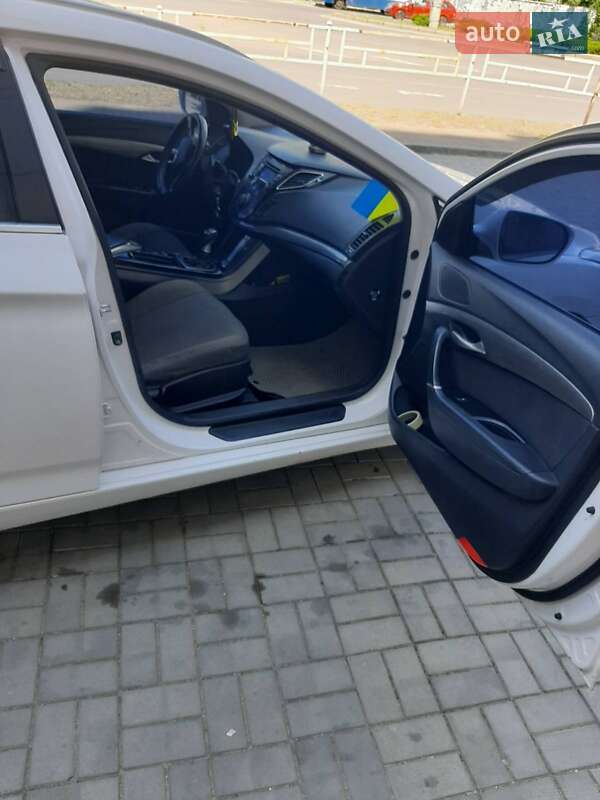 Универсал Hyundai i40 2011 в Херсоне