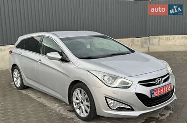 Универсал Hyundai i40 2011 в 
