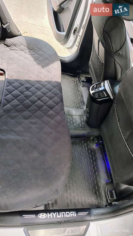 Универсал Hyundai i40 2012 в Нетешине