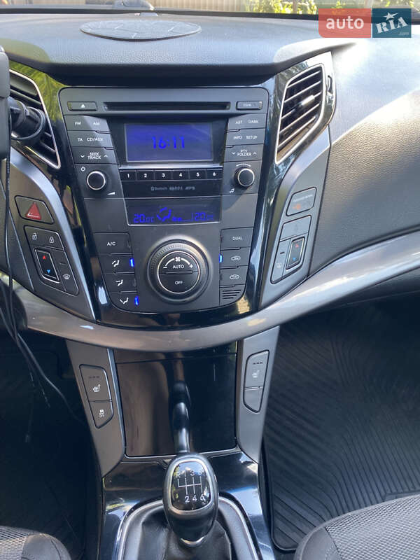 Универсал Hyundai i40 2013 в Киеве