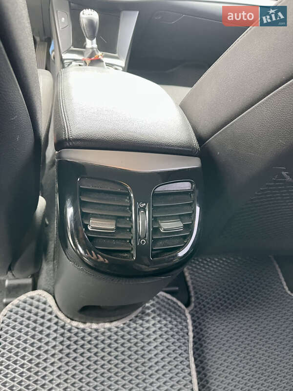 Універсал Hyundai i40 2012 в Березному фото 20 Універсал Hyundai i40 2012 в Березному