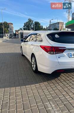 Универсал Hyundai i40 2011 в 