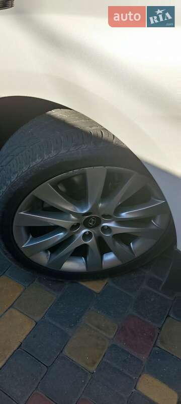 Универсал Hyundai i40 2013 в Днепре
