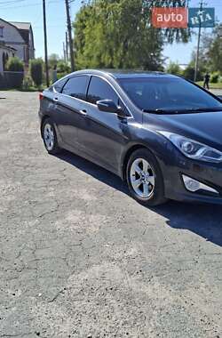 Седан Hyundai i40 2012 в 