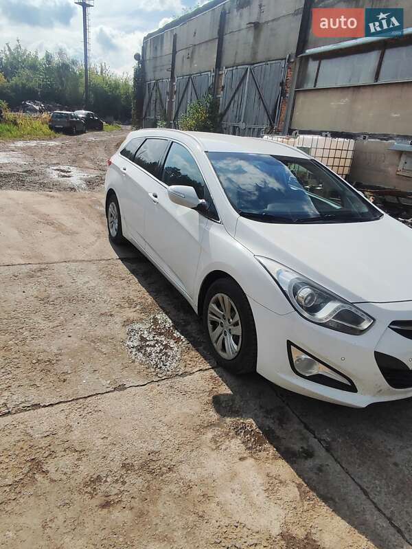 Універсал Hyundai i40 2014 в Львові