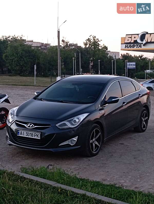 Седан Hyundai i40 2011 в 