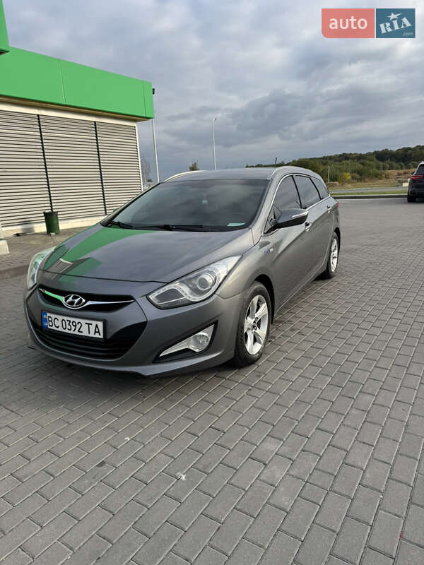 Универсал Hyundai i40 2013 в Львове