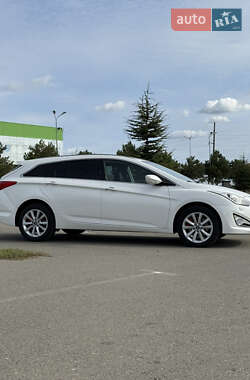 Универсал Hyundai i40 2011 в 