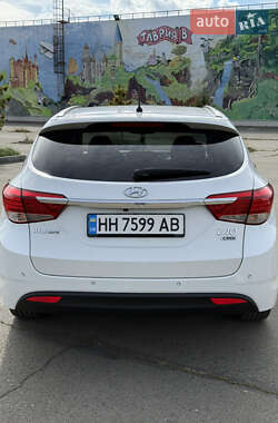Универсал Hyundai i40 2011 в 