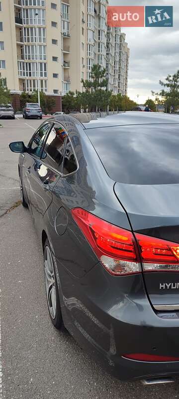 Седан Hyundai i40 2015 в Днепре