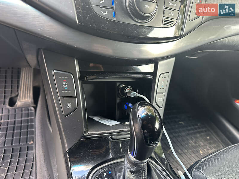 Універсал Hyundai i40 2015 в Києві фото 15 Універсал Hyundai i40 2015 в Києві