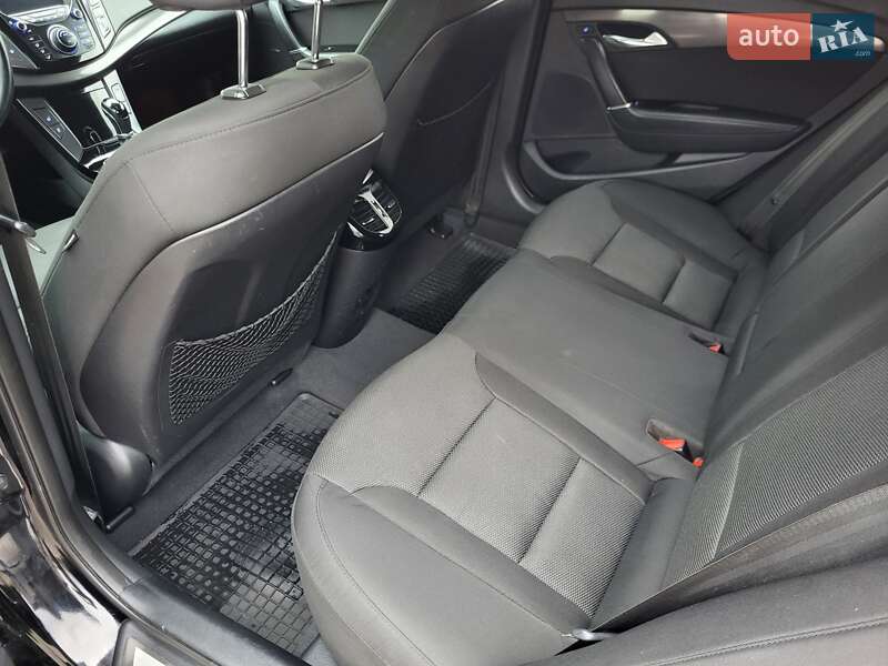 Универсал Hyundai i40 2013 в Ужгороде