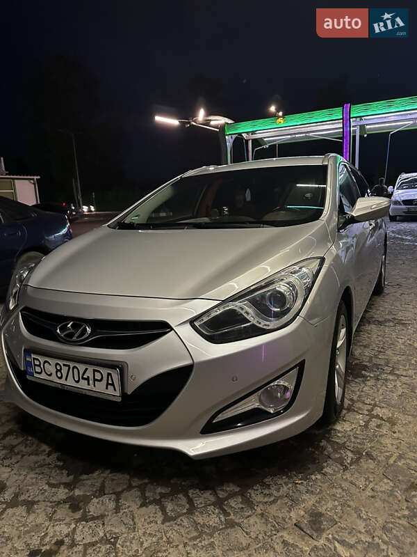 Універсал Hyundai i40 2011 в Золочеві фото 6 Універсал Hyundai i40 2011 в Золочеві