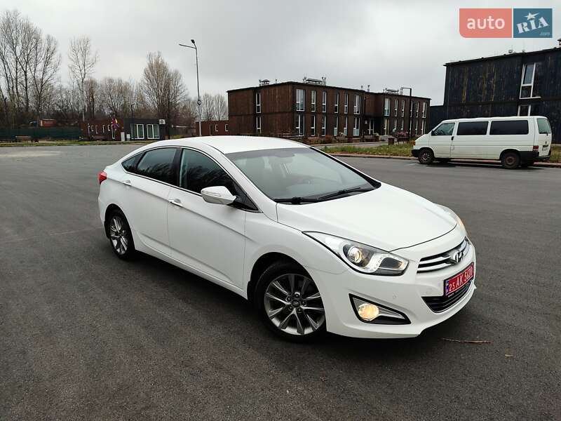 Седан Hyundai i40 2015 в Чернігові