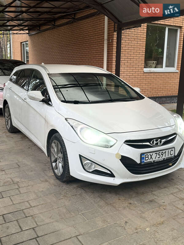 Универсал Hyundai i40 2014 в Киеве