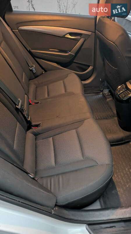 Универсал Hyundai i40 2012 в Днепре