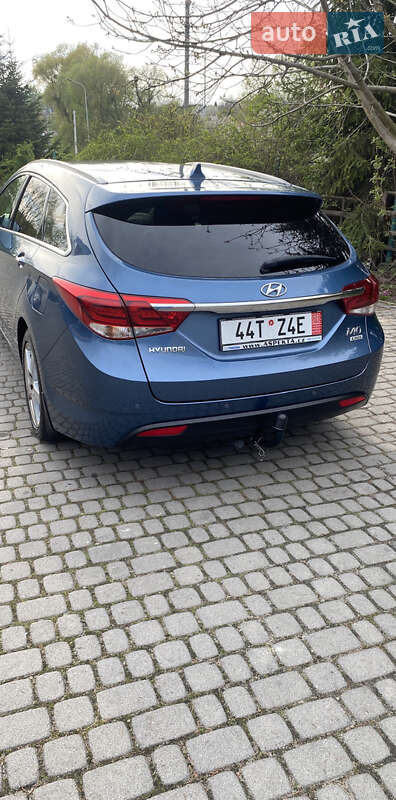 Универсал Hyundai i40 2015 в Старом Самборе