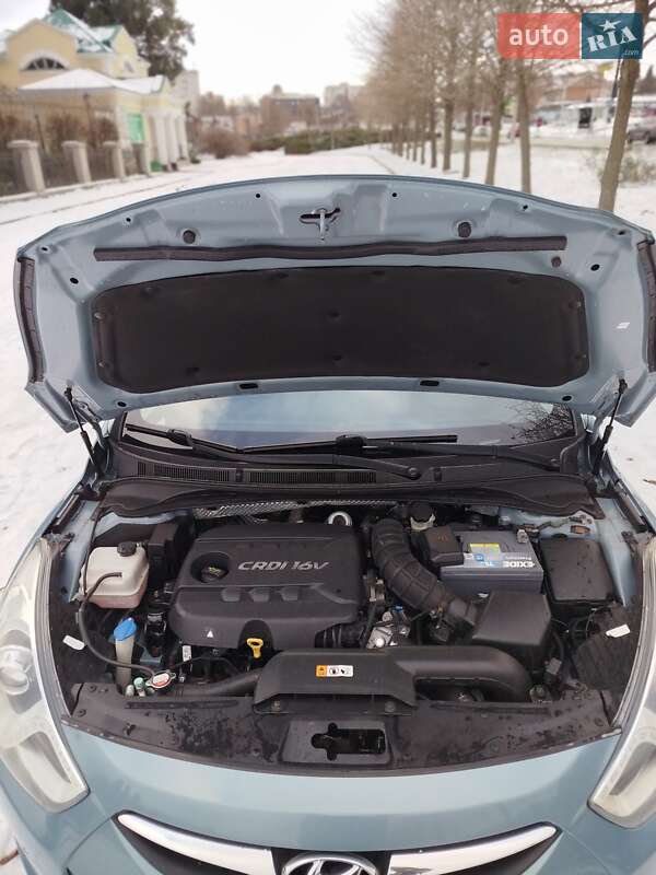 Універсал Hyundai i40 2011 в Умані