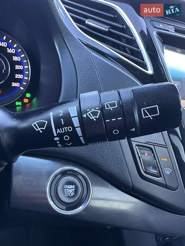 Универсал Hyundai i40 2011 в Белогородке