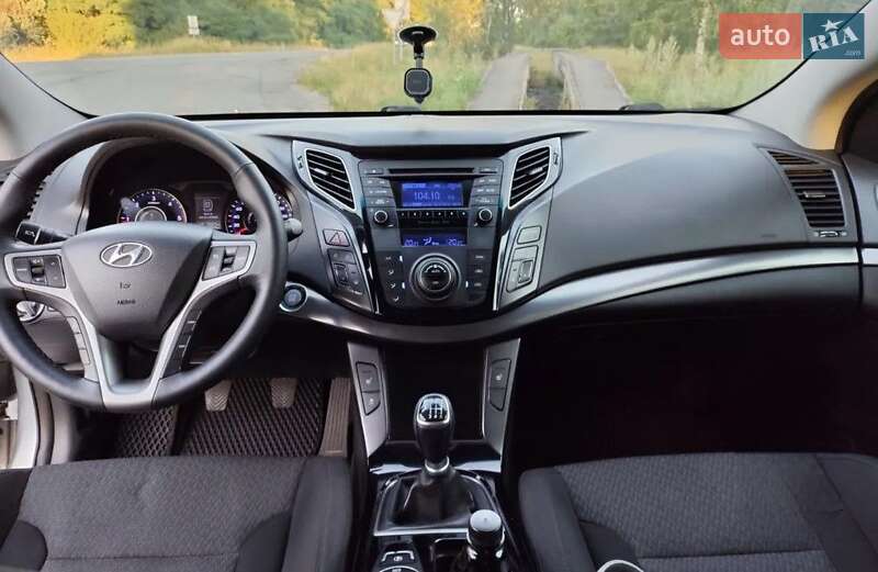 Седан Hyundai i40 2012 в Нежине