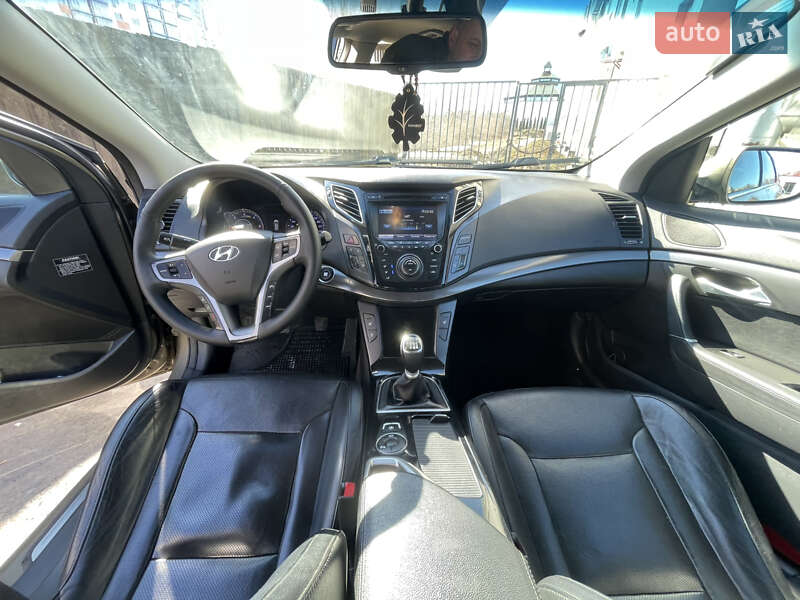 Универсал Hyundai i40 2011 в Ровно фото 22 Универсал Hyundai i40 2011 в Ровно